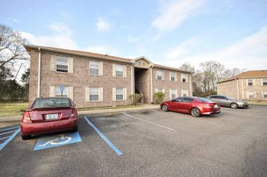 Main picture of 1121 Transit Way