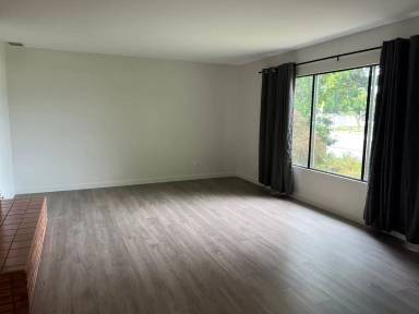 Main picture of 3304 Borst Ave