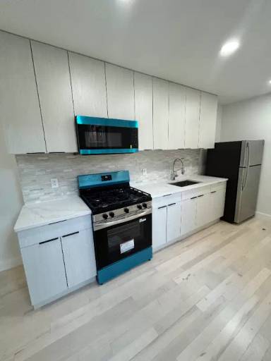 Main picture of 16 Starr St