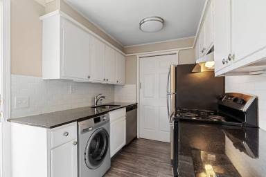 Main picture of 3853 Riverside Dr