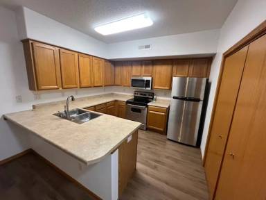Main picture of 4303 York Pl