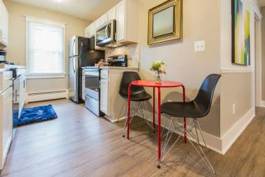 Main picture of 2129 Normandy Rd