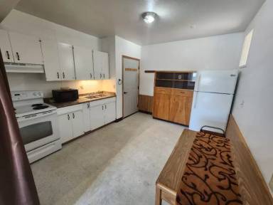 Main picture of 60 Frank Rd