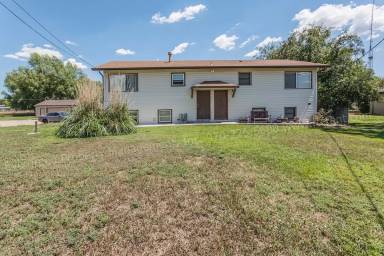 Main picture of 1308 S Summit View Dr