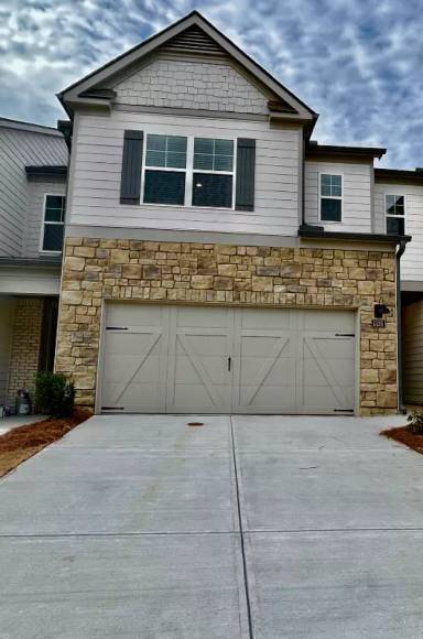 Main picture of 5135 Tulip Sq