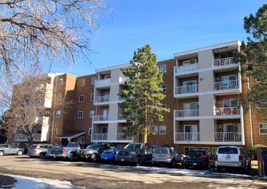 Main picture of 1250 Golden Cir