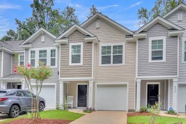 Main picture of 4597 Palm View Cir