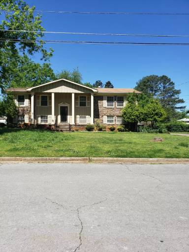 Main picture of 1117 Bessemer Rd NW