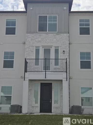 Main picture of 6512 W Skyline Loop Ln