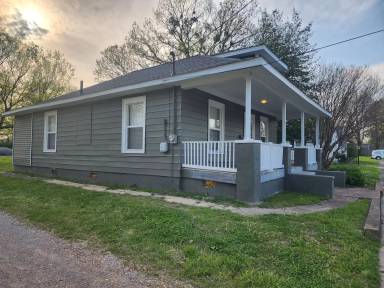 Main picture of 521 N 11th St