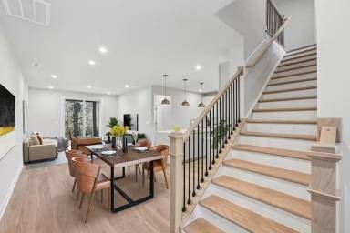 Main picture of 228 Oak Summit Pl