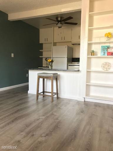 Main picture of Vista Capri Apartments