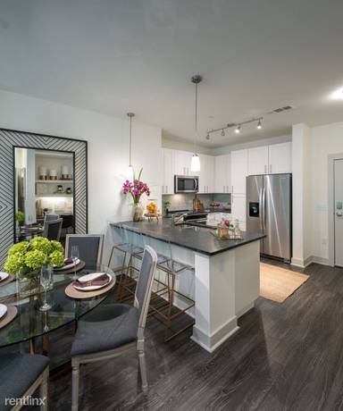 Main picture of Platt Park Apartments by Windsor