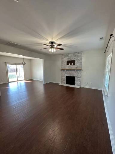 Main picture of 215 Ingram Fields Dr