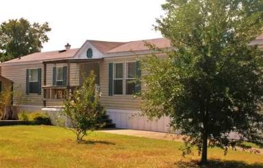 Main picture of River Oaks Manufactured Home Community