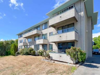 Main picture of 1100 S Atlantic St