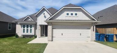 Main picture of 1136 Eclipse St