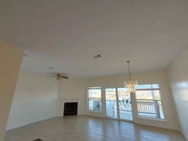 Main picture of 118 Lakeview Dr