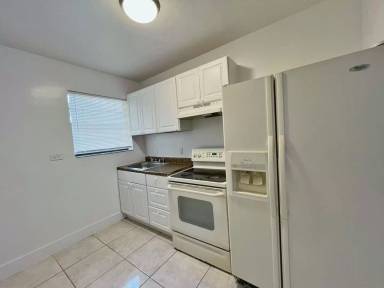 Main picture of 3701 NW 24th Ave