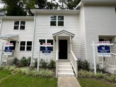 Main picture of 212 N Peartree Ln