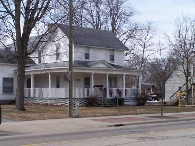 Main picture of 306 E 5th St