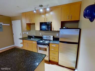 Main picture of 461 Park Dr