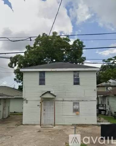 Main picture of 647 Eiseman St