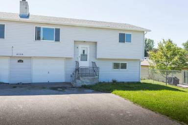 Main picture of 2335 55th St