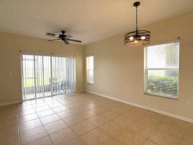 Main picture of 896 Chelsea Dr