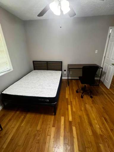 Main picture of 1962 Maple Dr NW