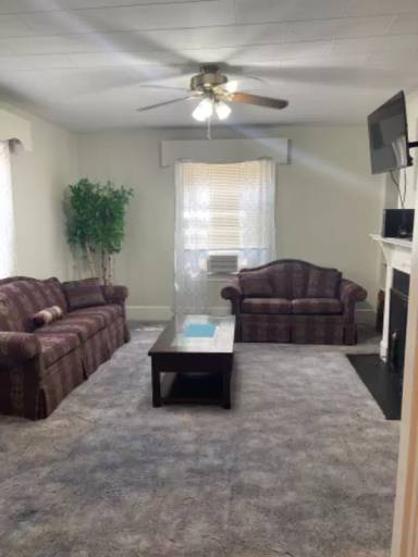Main picture of 102 Florida St