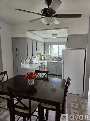 Main picture of 410 Portage St NW
