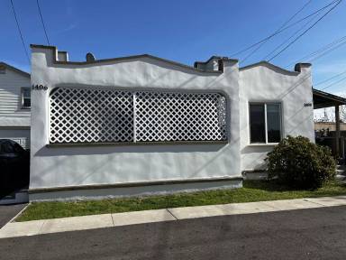 Main picture of Reservoir, 1400 S. - 1406