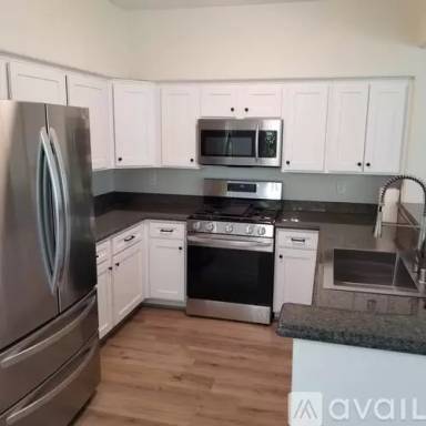 Main picture of 10221 King Henry Ave