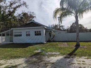 Main picture of 205 Duque Rd