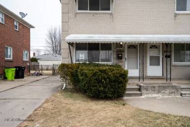 Main picture of 26154 Pinehurst St