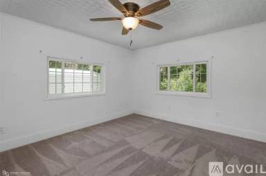 Main picture of 244 W Phelps Ave