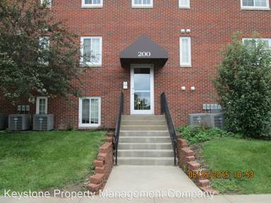 Main picture of 202 Grandview Ct