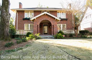 Main picture of 245 Bolling Rd NE
