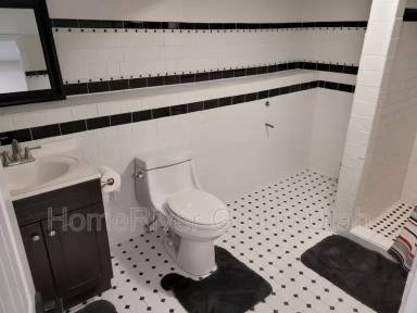 Main picture of 632 E Wilson Ave