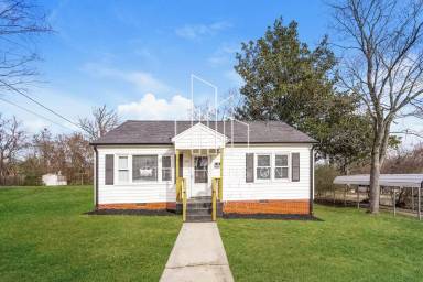 Main picture of 1700 Eugene Ave