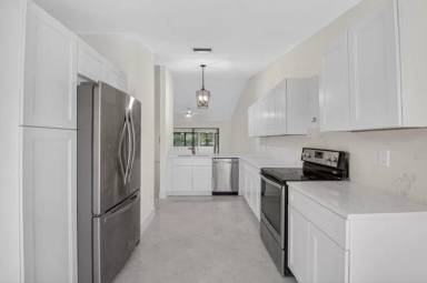 Main picture of 29 Fawlkland Cir
