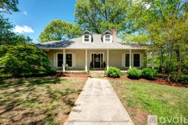 Main picture of 222 Frazier Ln