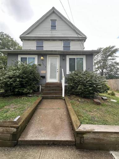 Main picture of 3658 W 58th St