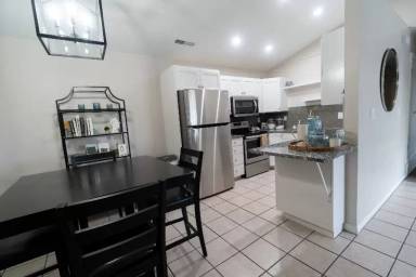 Main picture of 1267 W 1420 N