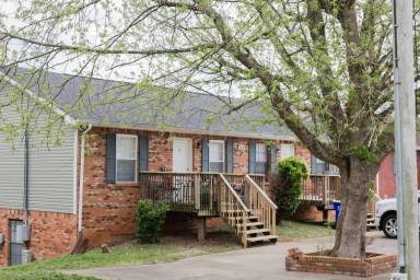 Main picture of 141 Darlene Dr