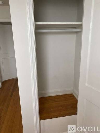 Main picture of 3649 Kenyon Ave