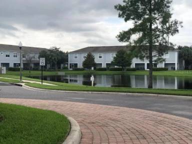 Main picture of 10612 Savannah Wood Dr