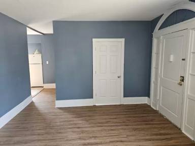 Main picture of 56 E Park Ave
