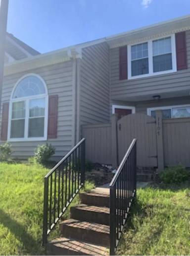 Main picture of 1105 Settlement Dr
